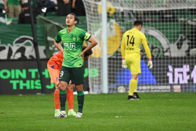 爱游戏体育-国安公布张玉宁伤情 至少伤缺6-8周将错过亚运会