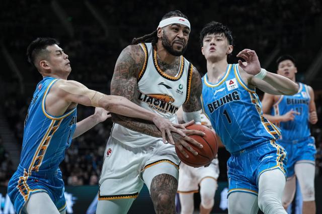 开云体育网页版-京辽上演拉锯苦战!卫冕冠军强度拉满啃下开门红